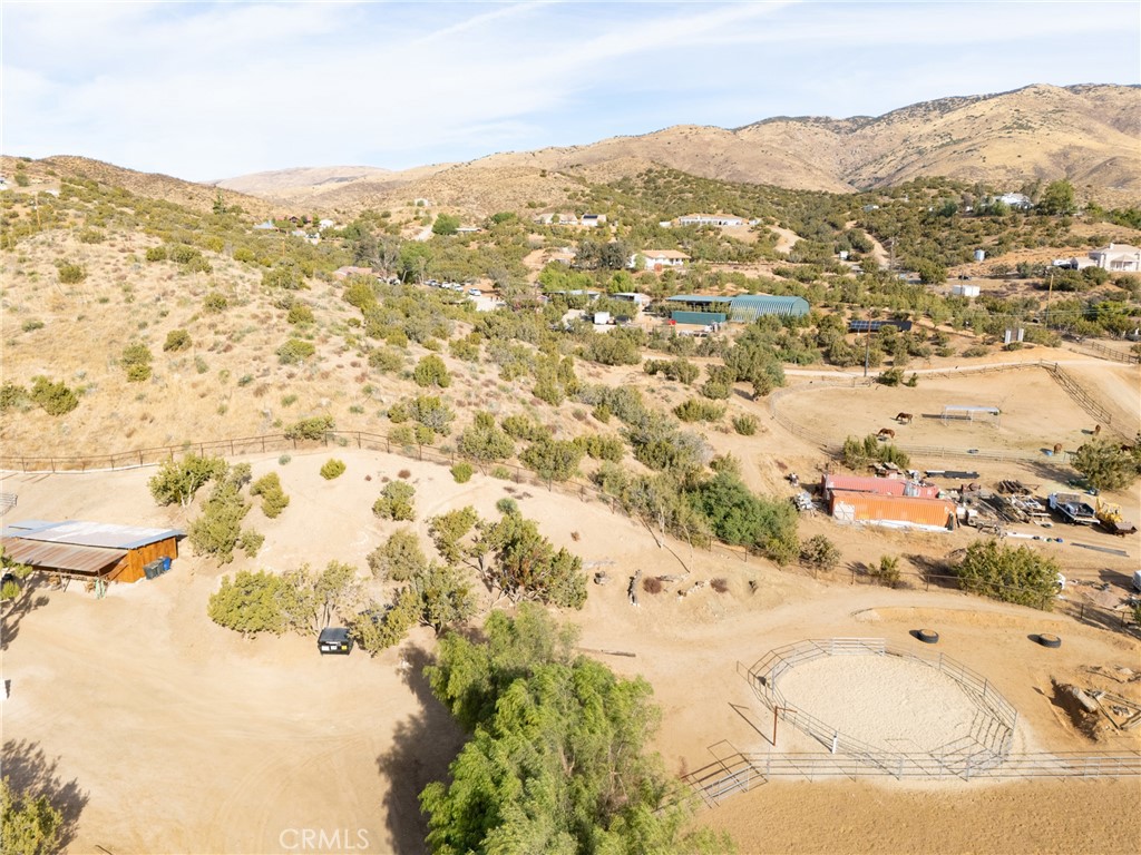 6535 Juniper Crest Road Agua Dulce, CA 91390 - Photo 10 of 70 Room for a round pen. Pipe not included.