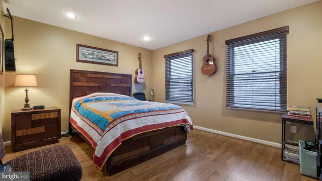 $965,000 | 15 Lori Lane, Huntingdon Valley, PA 19006