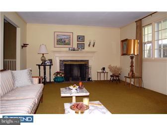 1656 Whitehouse Road Ambler, PA 19002 - Photo 2 of 8 Living Room