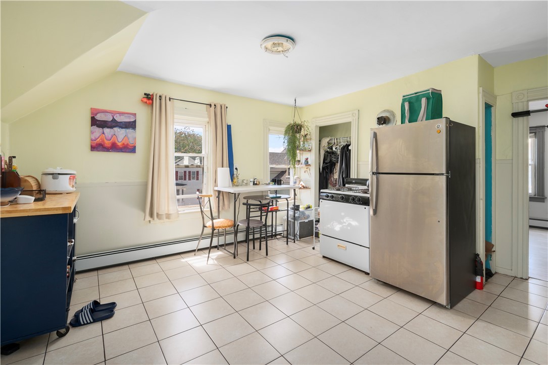 217 Amherst Street Providence, RI 02909 - Photo 2 of 23