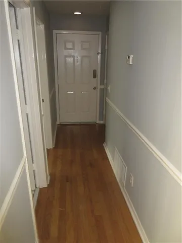 $1,600 | 325 Warm Springs Circle, Unit 325, Roswell, GA 30075