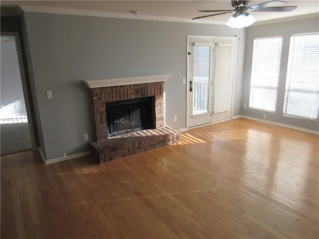 $1,600 | 325 Warm Springs Circle, Unit 325, Roswell, GA 30075