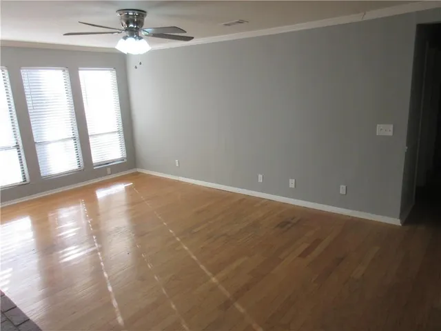 $1,600 | 325 Warm Springs Circle, Unit 325, Roswell, GA 30075