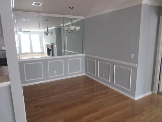 $1,600 | 325 Warm Springs Circle, Unit 325, Roswell, GA 30075