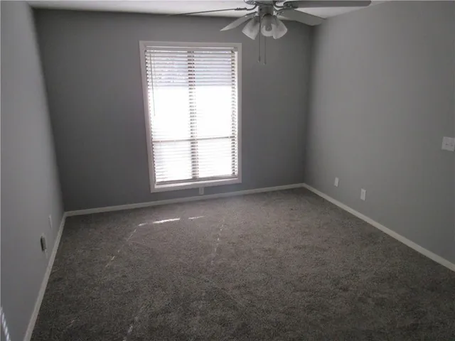 $1,600 | 325 Warm Springs Circle, Unit 325, Roswell, GA 30075