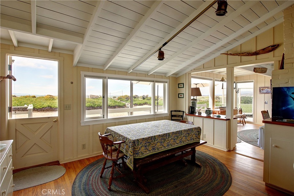 539 Sand Point Road Carpinteria, CA 93013 - Photo 11 of 30