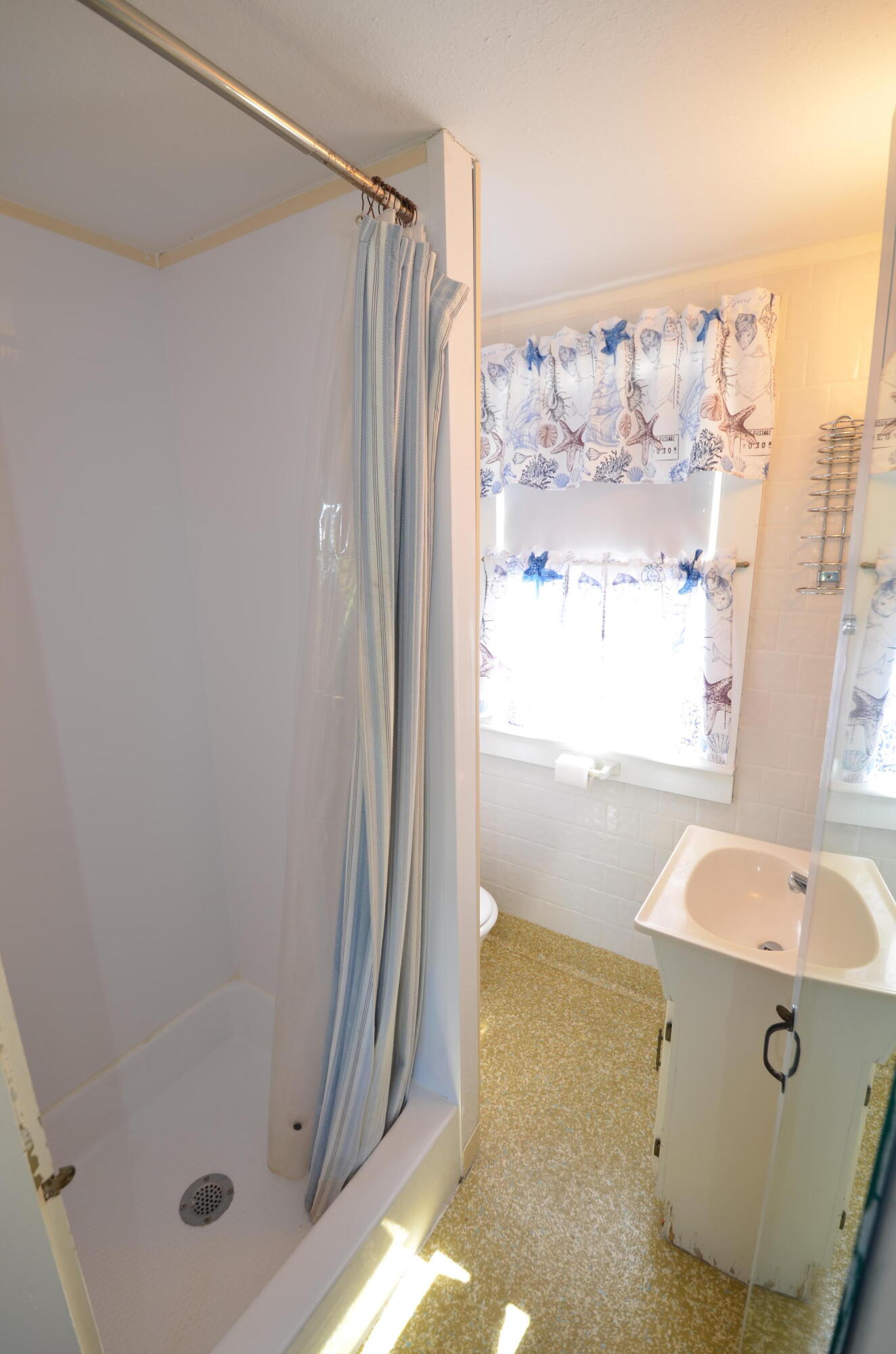 194 Captain Chase Road, Unit 8 Dennis Port, MA 02639 - Photo 13 of 22 DSC_0037