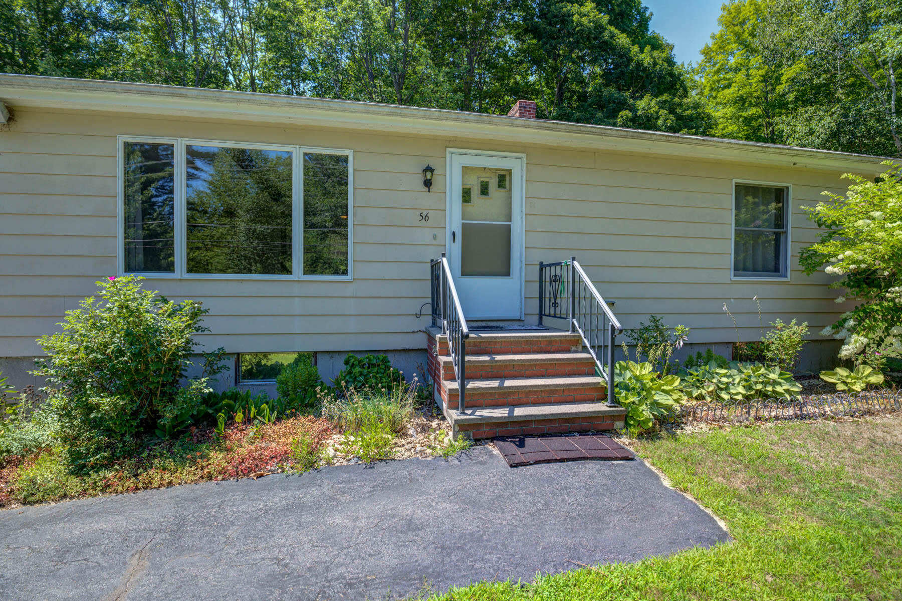 56 Meadow Road Raymond, ME 04071 - Photo 2 of 47 pic-5