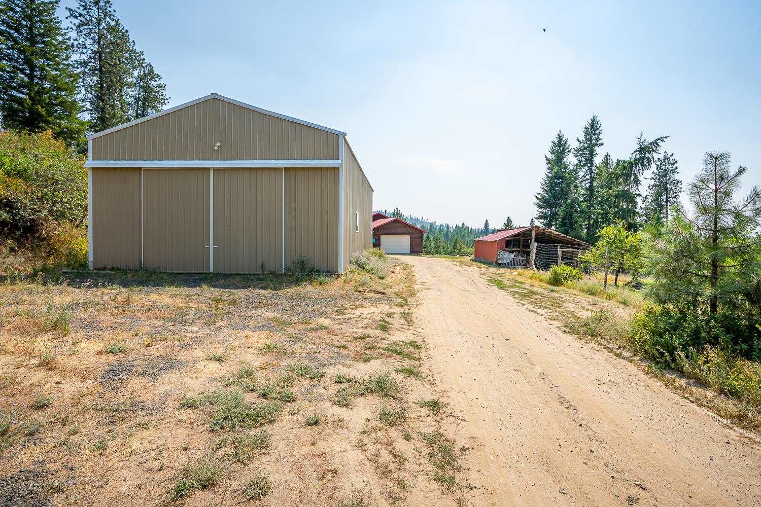 15426 East Nelson Road Elk, WA 99009 - Photo 34 of 48