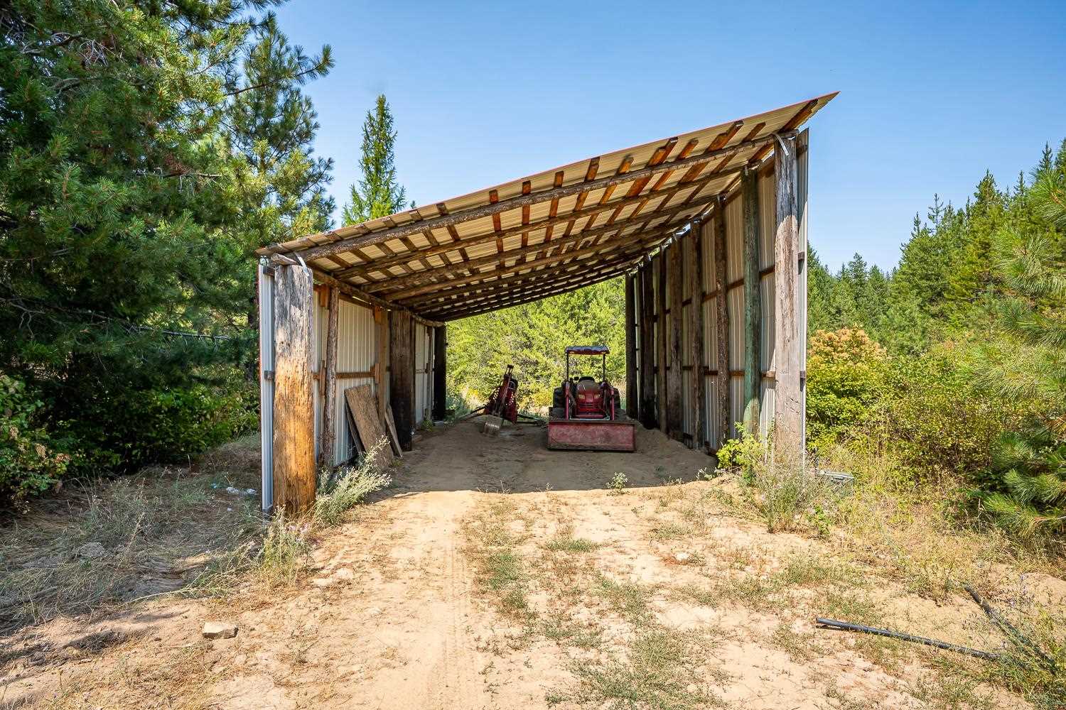 15426 East Nelson Road Elk, WA 99009 - Photo 35 of 48