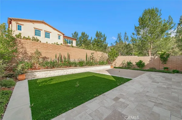 $9,500 | 51 Lone Mountain, Irvine, CA 92602