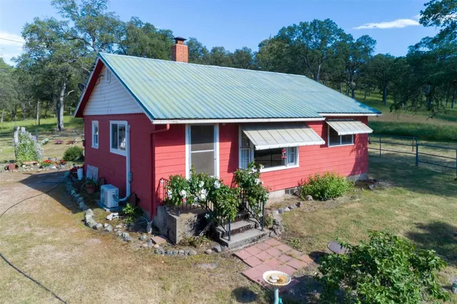 $1,950,000 | 15653 Highway 108, Jamestown, CA 95327