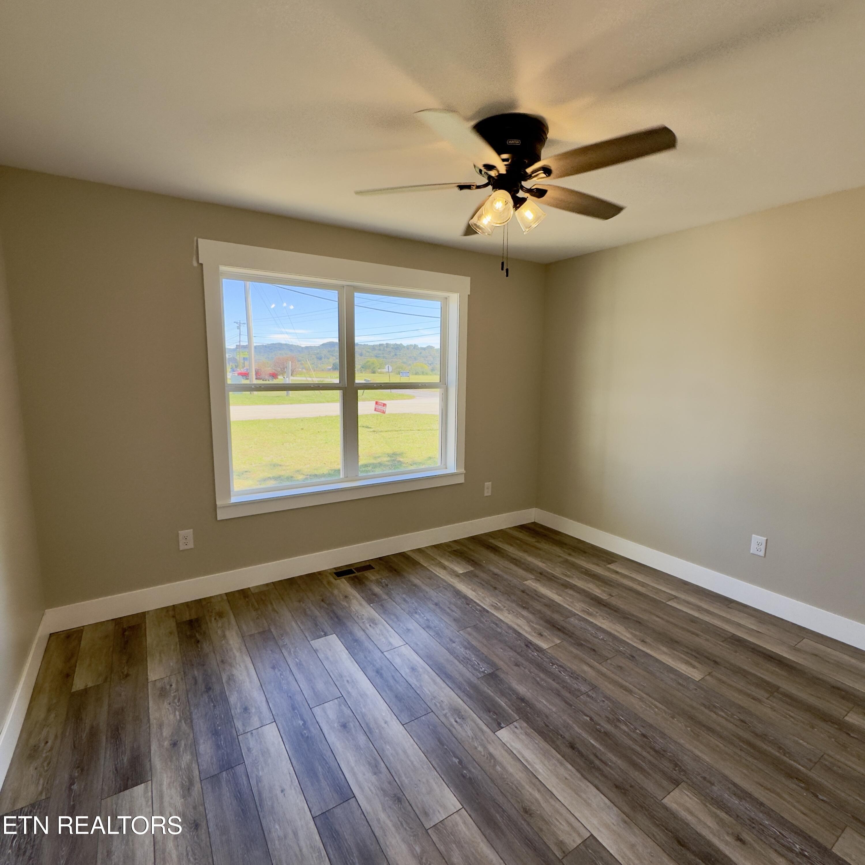 127 Deer Ridge Drive Rutledge, TN 37861 - Photo 11 of 13 IMG_3344