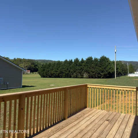 $345,900 | 127 Deer Ridge Drive, Rutledge, TN 37861