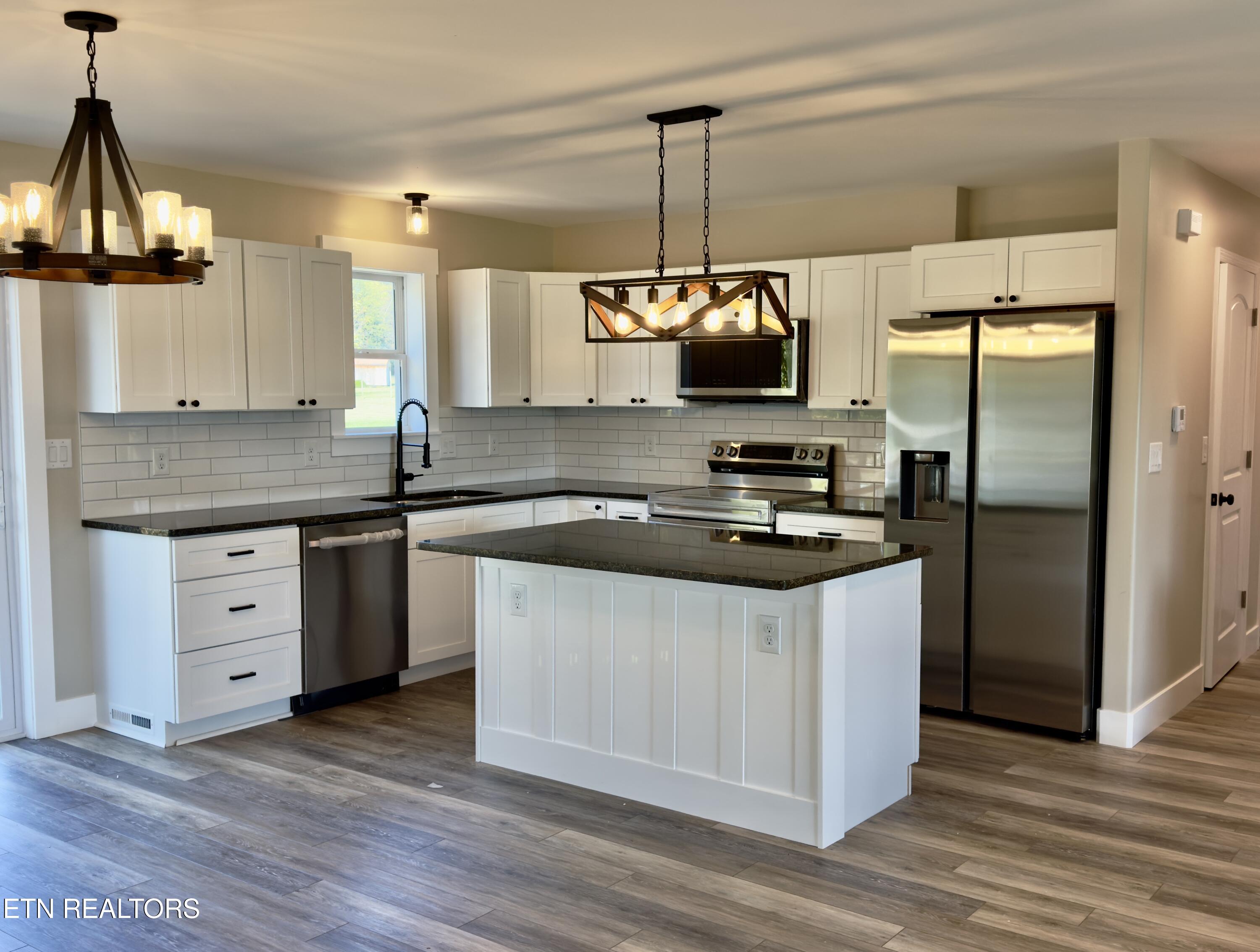 127 Deer Ridge Drive Rutledge, TN 37861 - Photo 7 of 13 IMG_3428