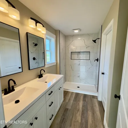 $339,900 | 127 Deer Ridge Drive, Rutledge, TN 37861