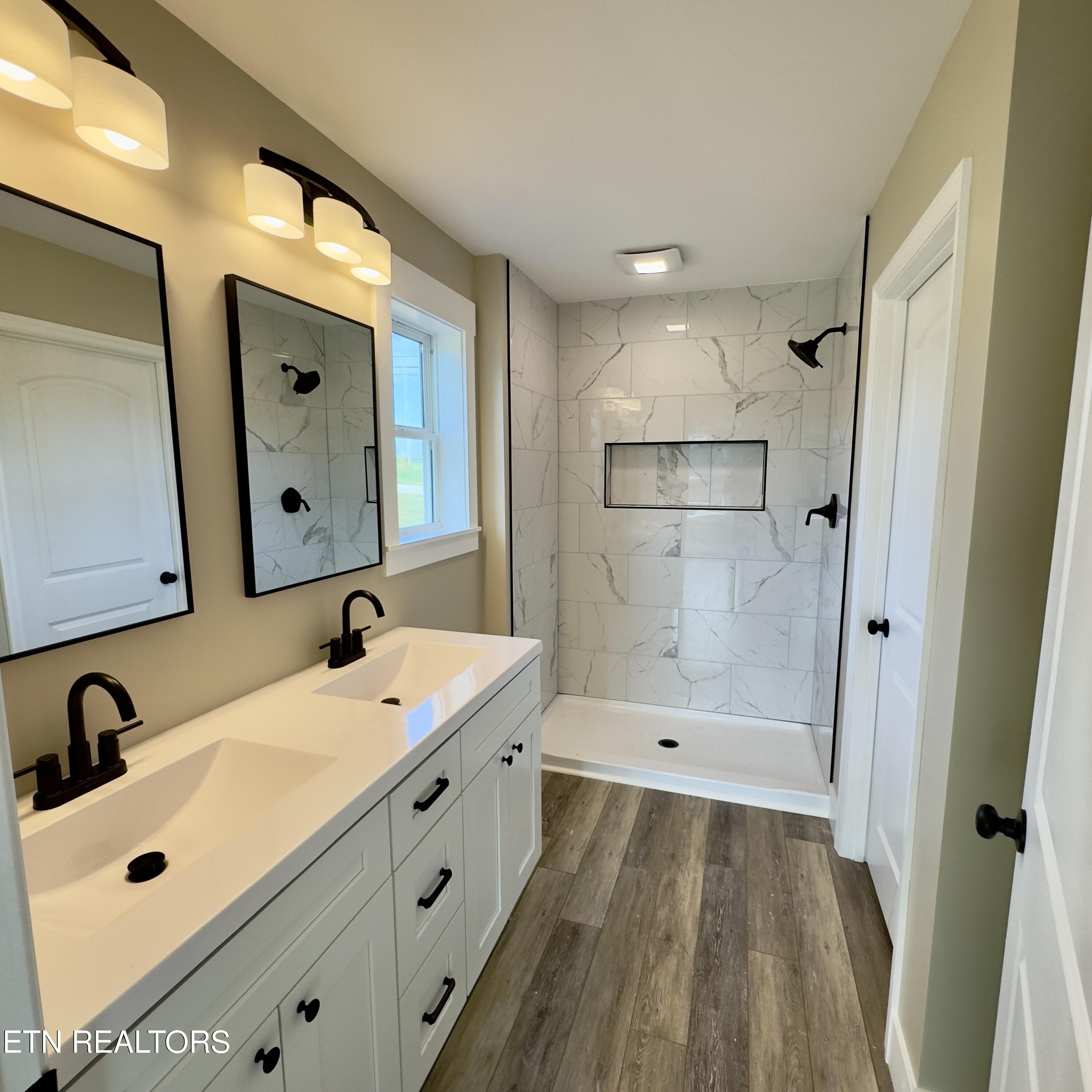 127 Deer Ridge Drive Rutledge, TN 37861 - Photo 8 of 13 IMG_3396