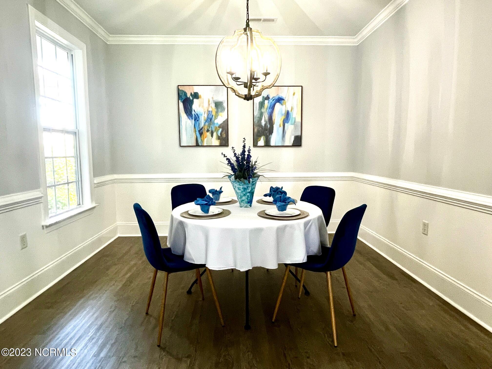 7176 Bonaventure Street Southwest Ocean Isle Beach, NC 28469 - Photo 3 of 30 21 Dining Room