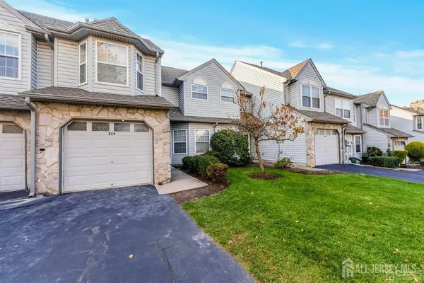 $2,900 | 374 Draco Road, Piscataway, NJ 08854