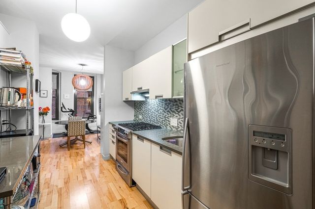$750,000 | 346 Congress Street, Unit 214, Boston, MA 02210