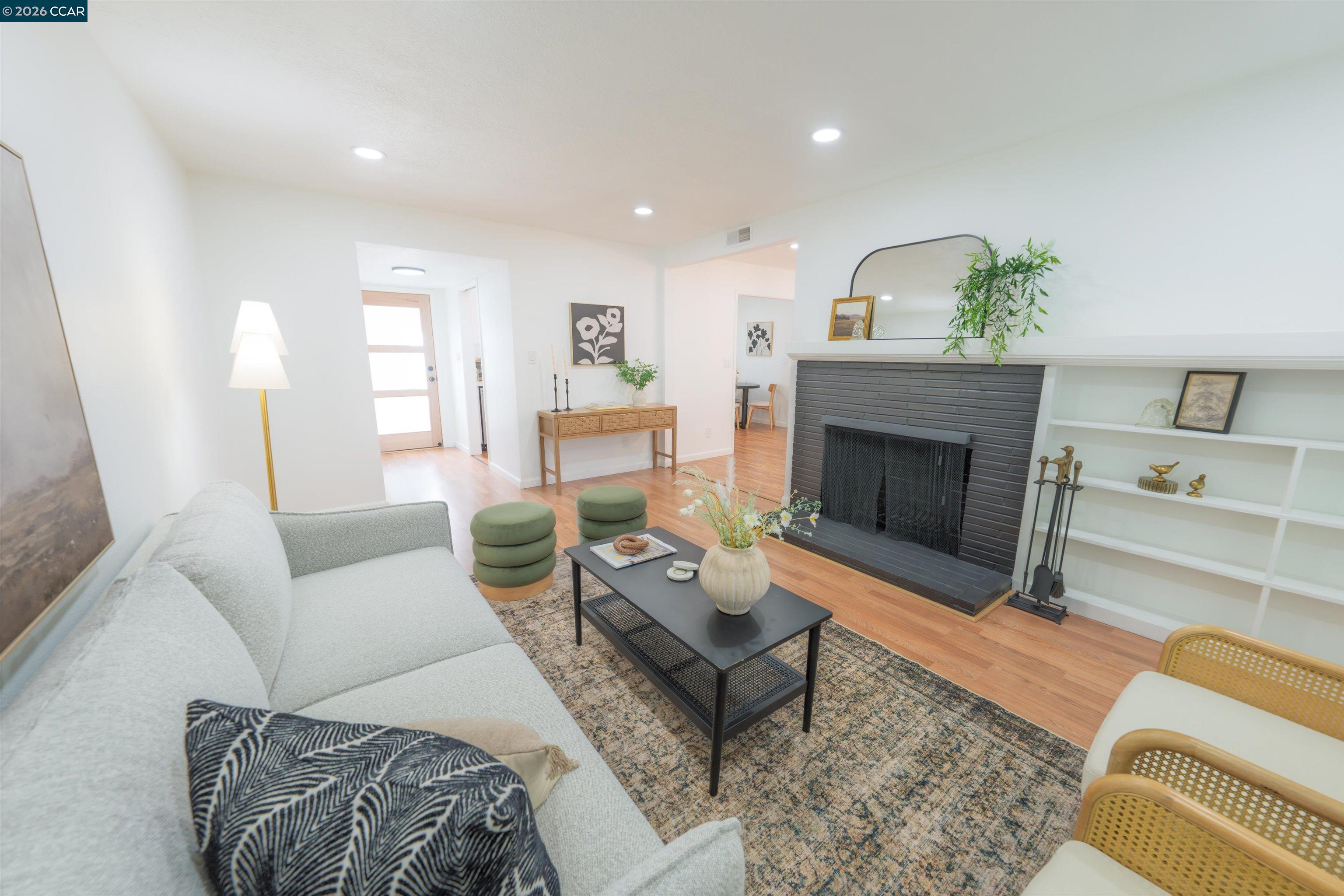 3085 Stanton Circle Carmichael, CA 95608 - Photo 4 of 23