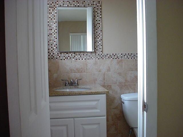 539 Silver Beach Road Lake Park, FL 33403 - Photo 22 of 23 539 main bath
