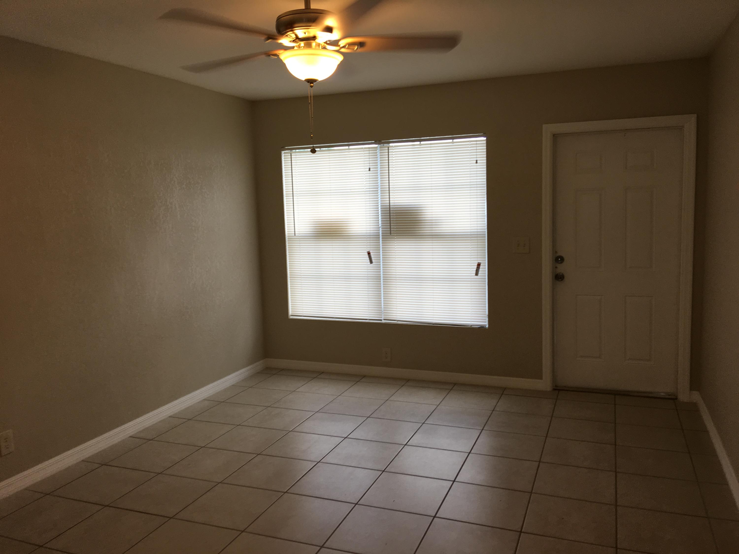 539 Silver Beach Road Lake Park, FL 33403 - Photo 3 of 23 541 interior