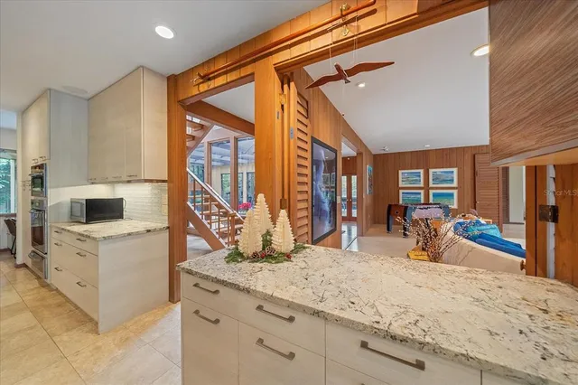 $12,500 | 3348 Old Oak Drive, Sarasota, FL 34239