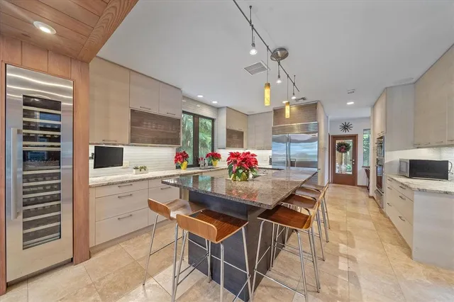 $12,500 | 3348 Old Oak Drive, Sarasota, FL 34239