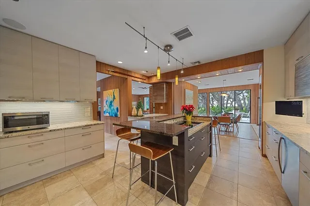 $12,500 | 3348 Old Oak Drive, Sarasota, FL 34239