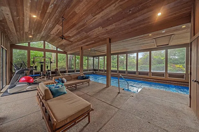 $12,500 | 3348 Old Oak Drive, Sarasota, FL 34239