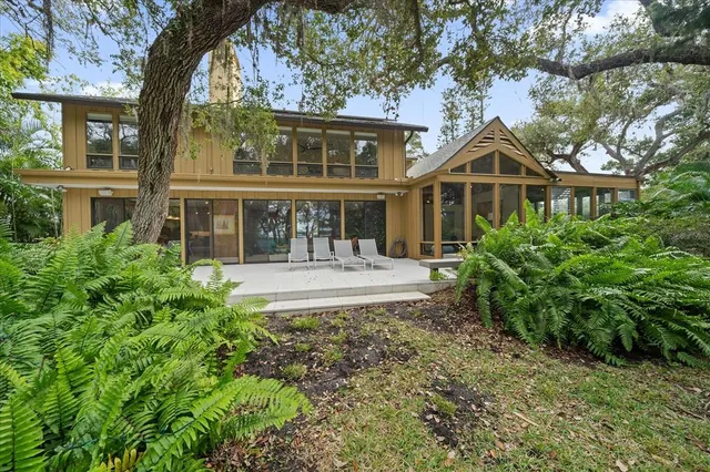 $12,500 | 3348 Old Oak Drive, Sarasota, FL 34239