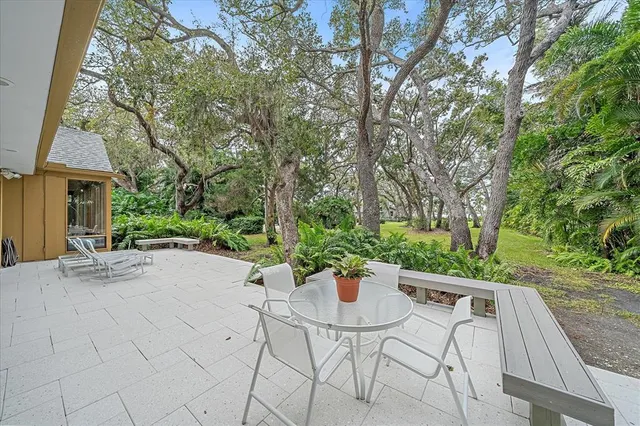 $12,500 | 3348 Old Oak Drive, Sarasota, FL 34239