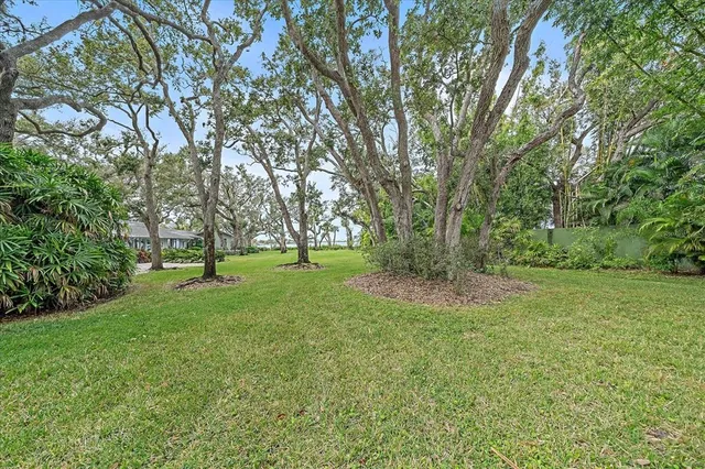 $12,500 | 3348 Old Oak Drive, Sarasota, FL 34239