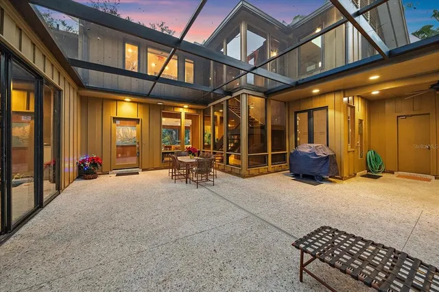 $12,500 | 3348 Old Oak Drive, Sarasota, FL 34239