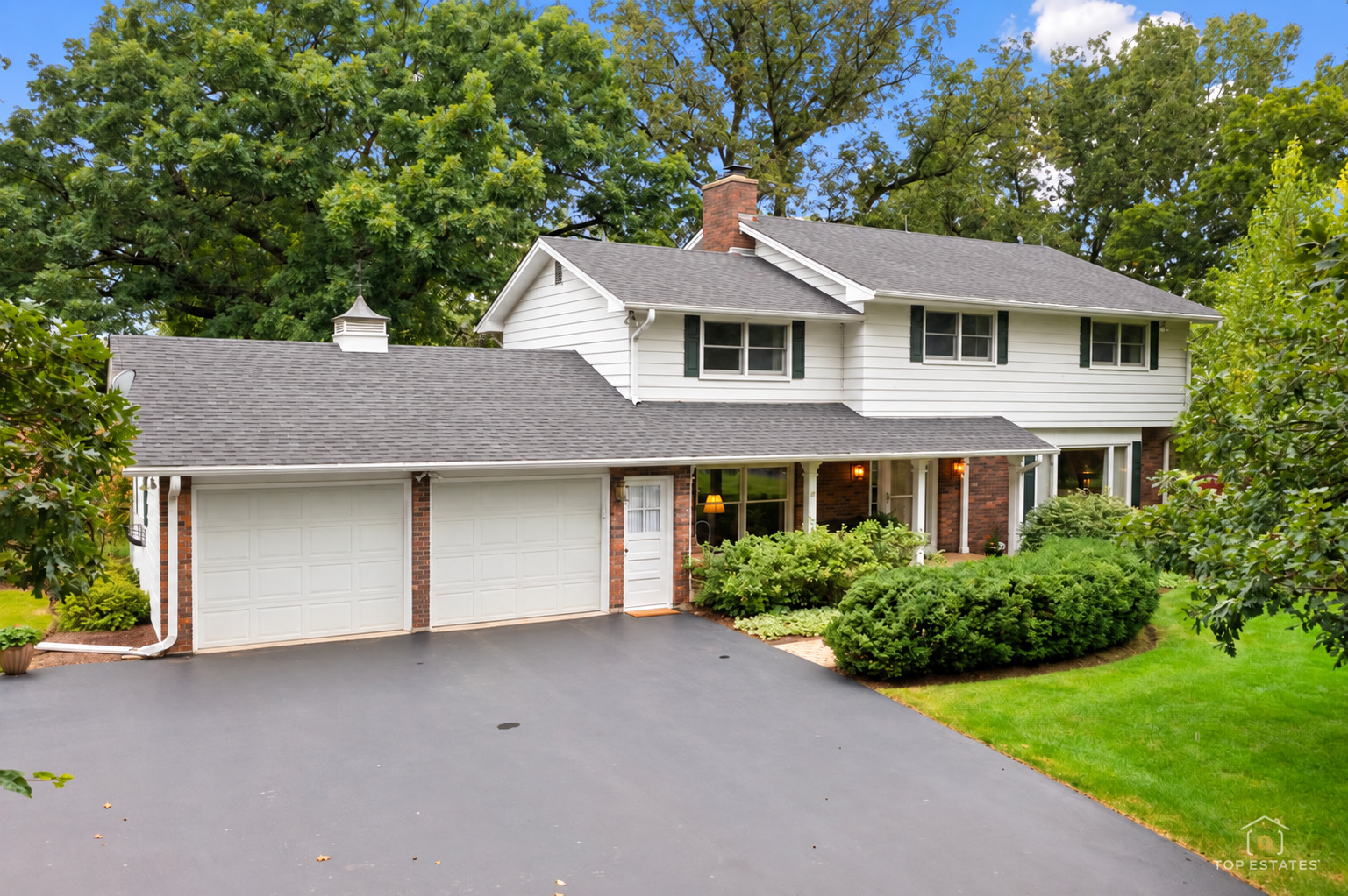 19N140 Felsmith Road Hampshire, IL 60140 - Photo 1 of 40 Gallery Image 1