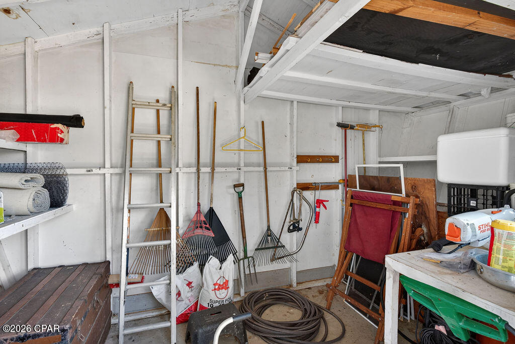 4006 Oak Hill Road Chipley, FL 32428 - Photo 39 of 44