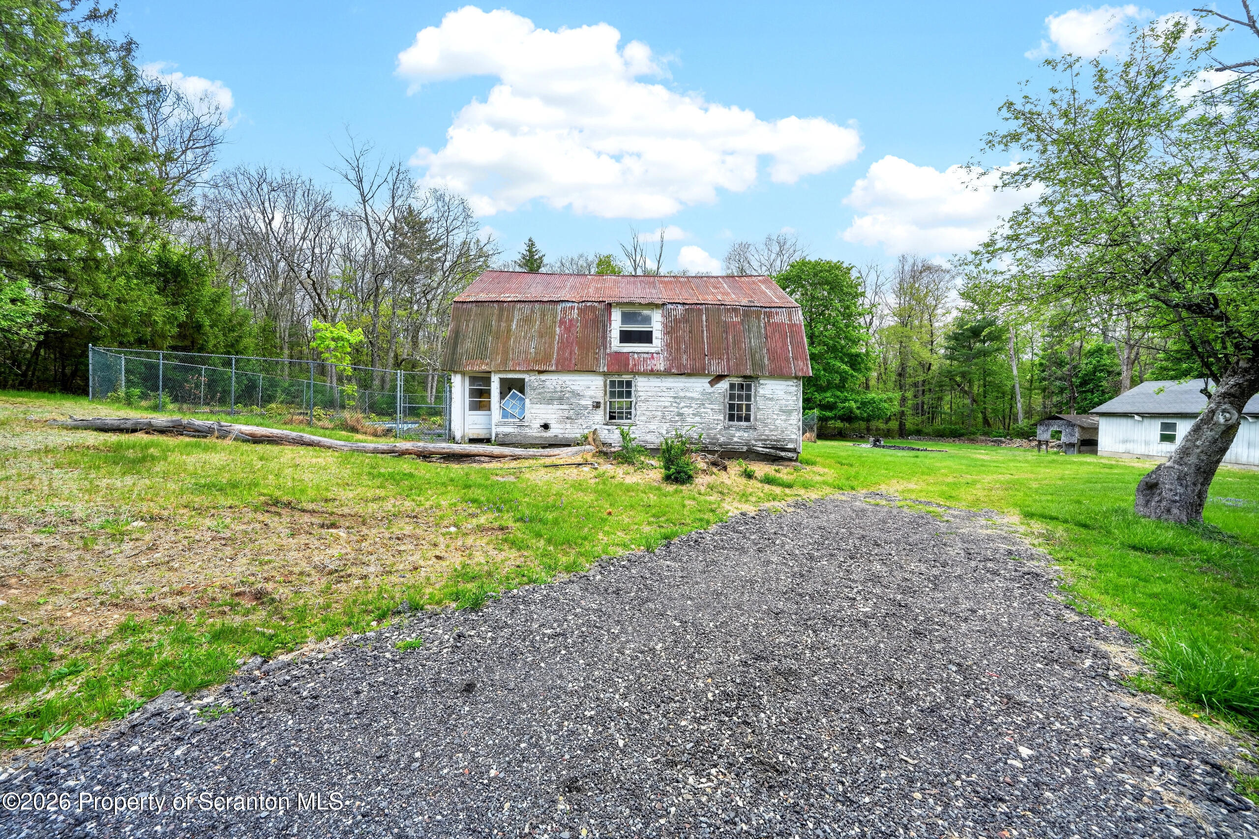 1206 Cherry Lane Road East Stroudsburg, PA 18301 - Photo 12 of 64 050_DSC05286