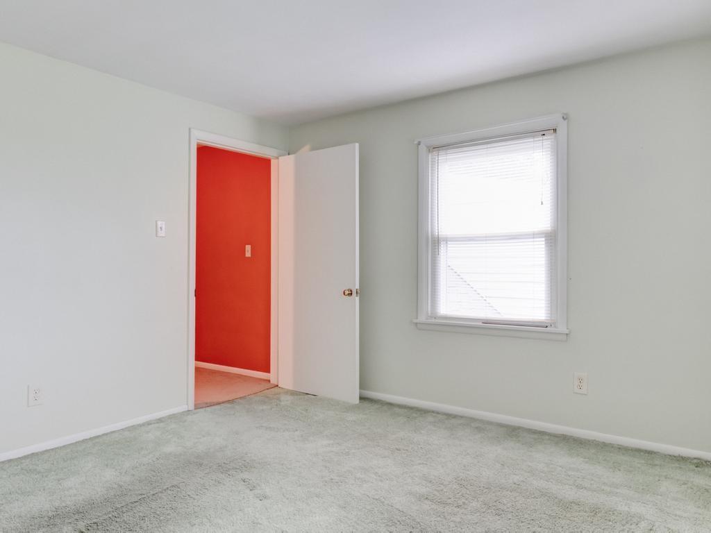 2296 Mercer Road New Brighton, PA 15066 - Photo 13 of 24 Gallery Image 13