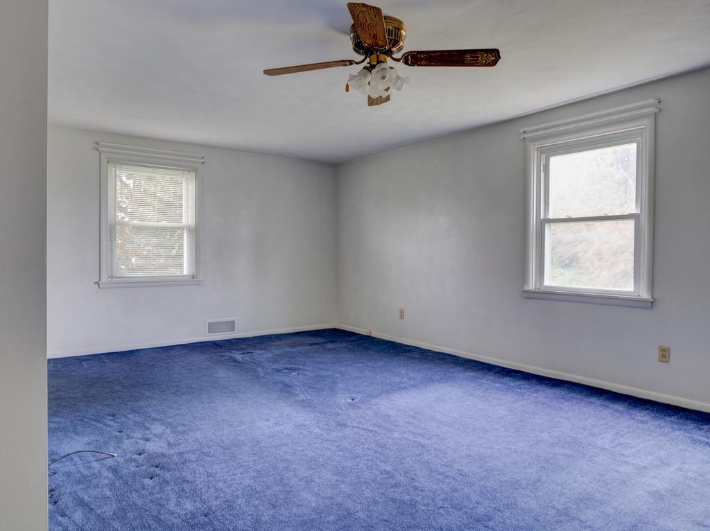 2296 Mercer Road New Brighton, PA 15066 - Photo 16 of 24 Gallery Image 16