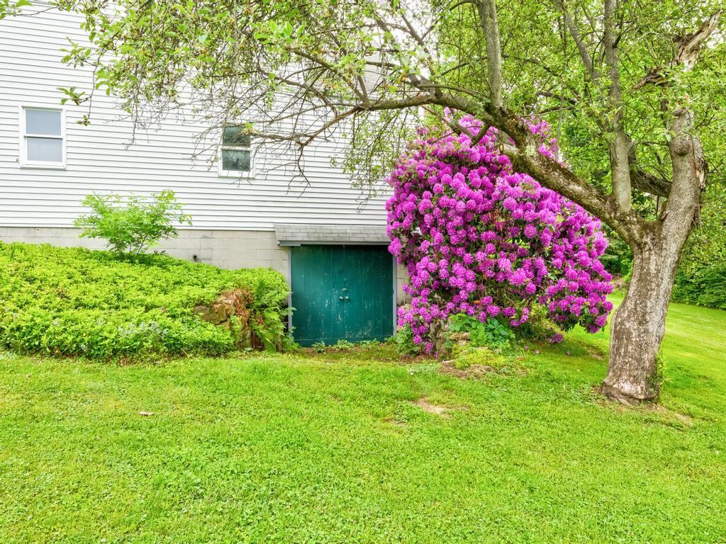 2296 Mercer Road New Brighton, PA 15066 - Photo 3 of 24 Gallery Image 3