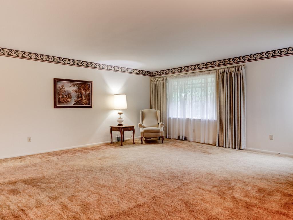 2296 Mercer Road New Brighton, PA 15066 - Photo 7 of 24 Gallery Image 7