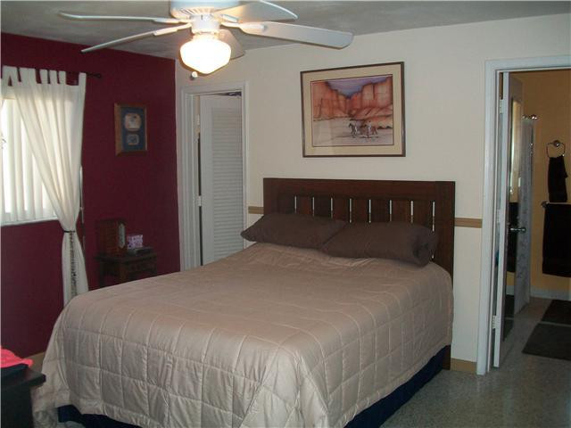 197 Southwest 7th Terrace Boca Raton, FL 33486 - Photo 14 of 22 Master Bedroom