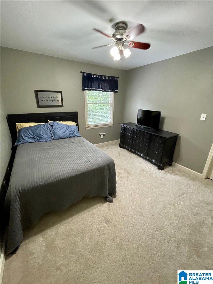 1046 Crest Road Leeds, AL 35094 - Photo 25 of 36
