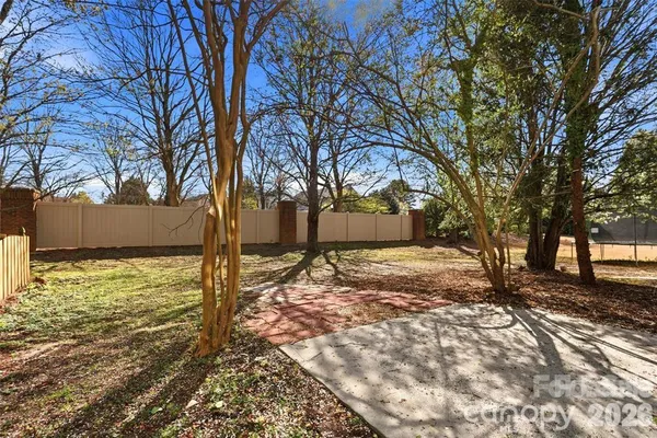 $2,200 | 2443 Normancrest Court, Charlotte, NC 28270