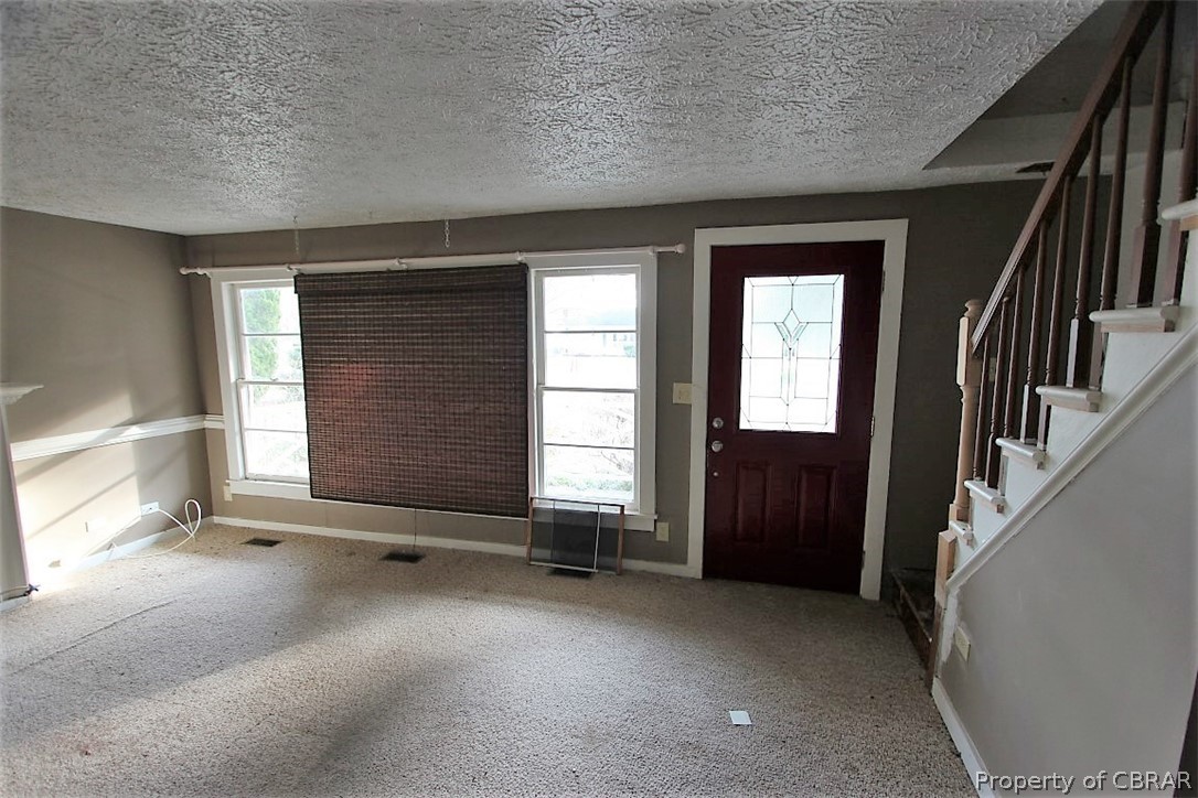 6769 Williams Landing Road Hayes, VA 23072 - Photo 10 of 20