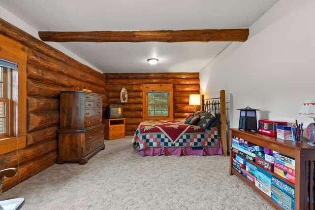 $949,900 | 15811 Cedar Ridge Lane, Mountain, WI 54149