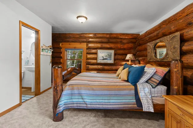 $949,900 | 15811 Cedar Ridge Lane, Mountain, WI 54149