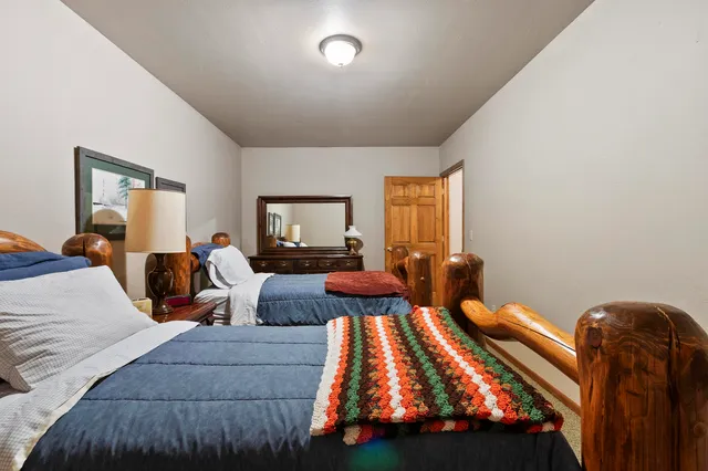 $949,900 | 15811 Cedar Ridge Lane, Mountain, WI 54149