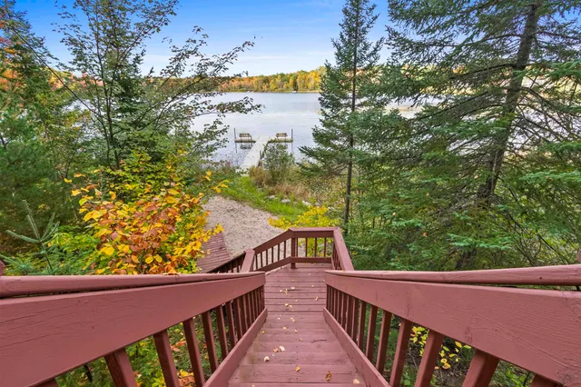 $949,900 | 15811 Cedar Ridge Lane, Mountain, WI 54149